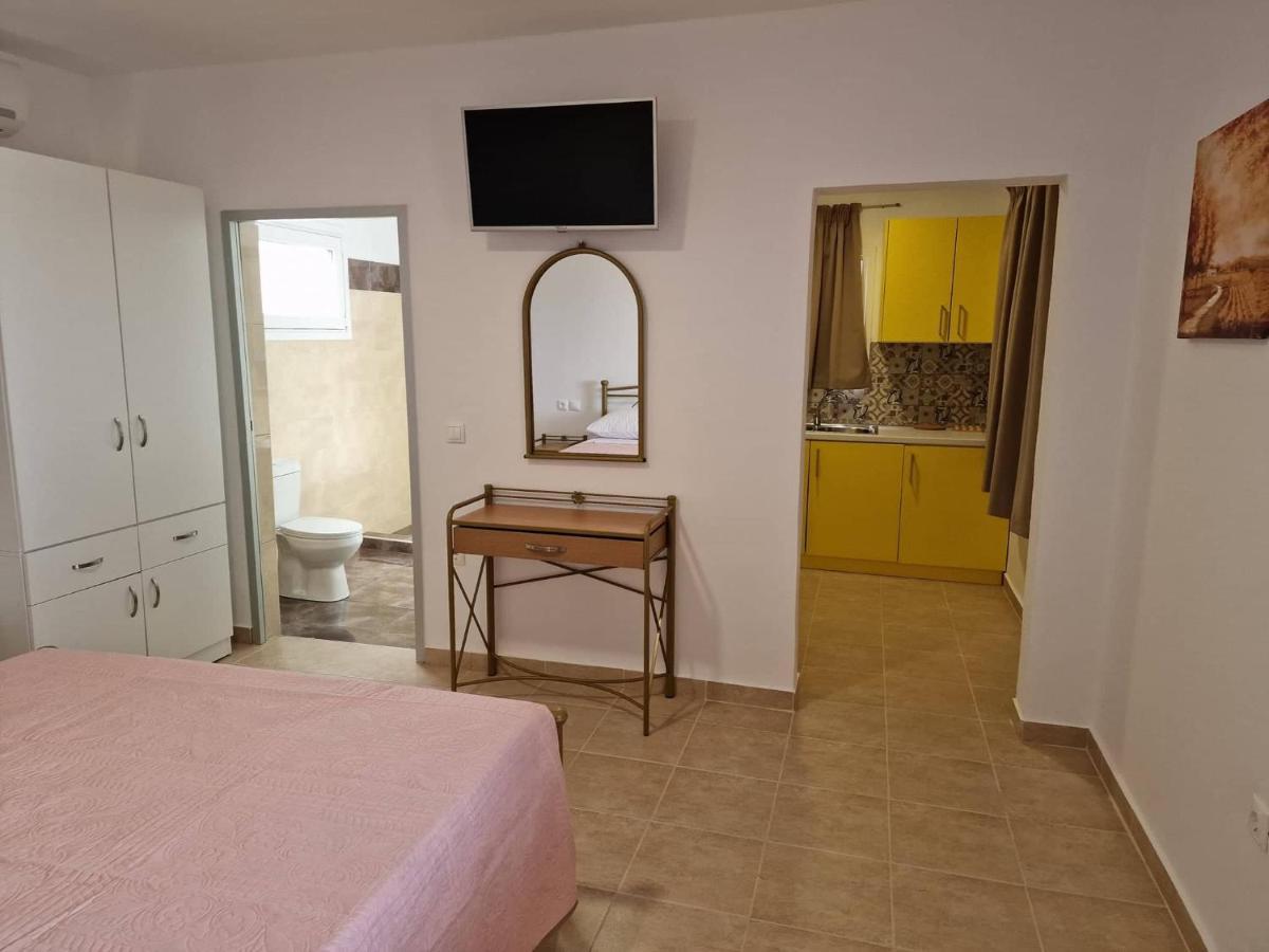 Solymar Prive Apartamento Archangelos  Exterior foto